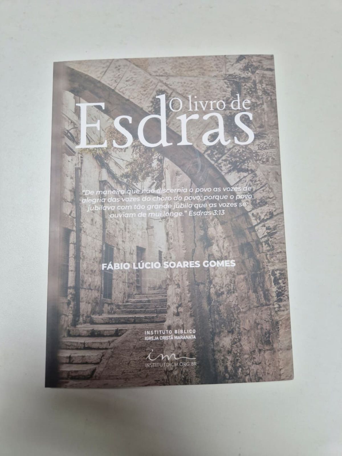 capa livro esdras